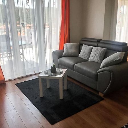 Apartments Sea Star Ivana マリナ エクステリア 写真