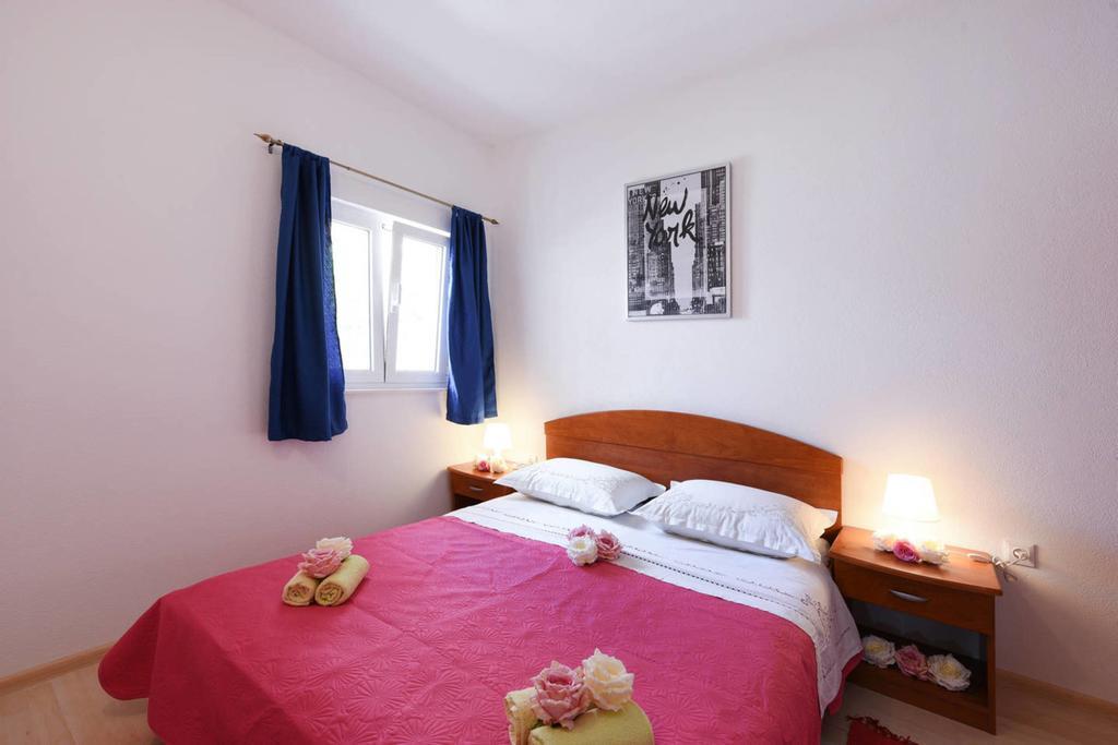 Apartments Sea Star Ivana マリナ エクステリア 写真