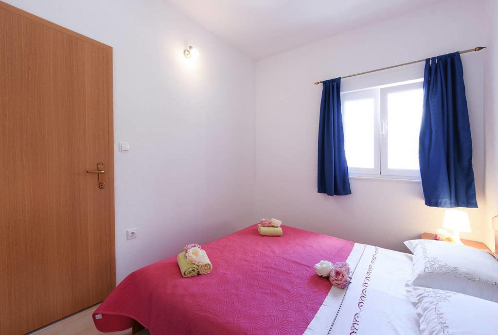 Apartments Sea Star Ivana マリナ エクステリア 写真