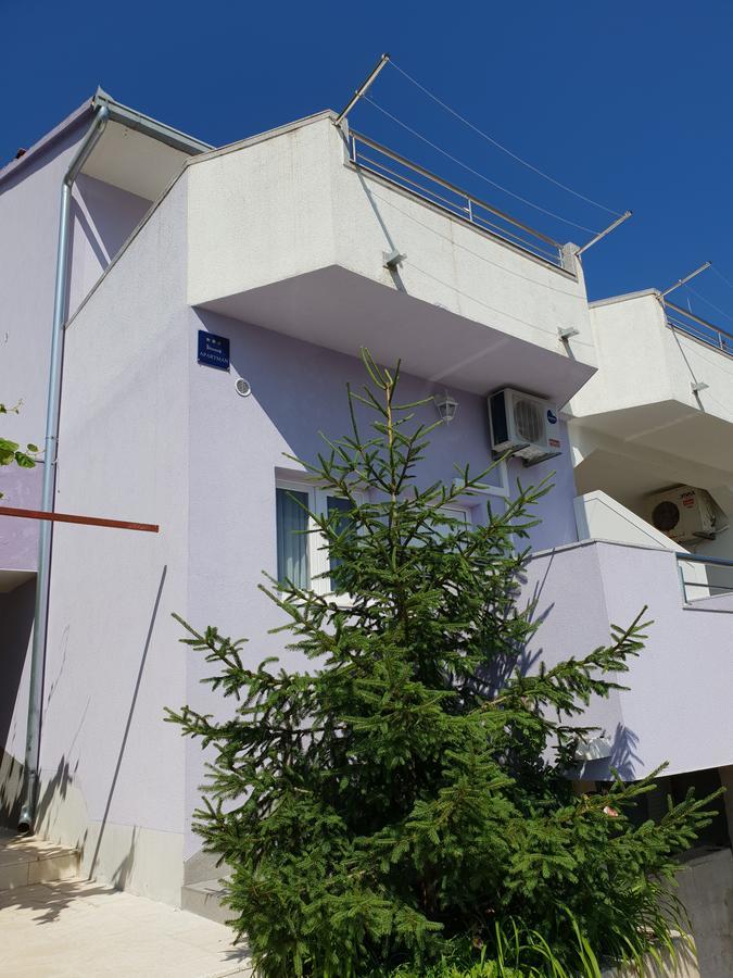 Apartments Sea Star Ivana マリナ エクステリア 写真